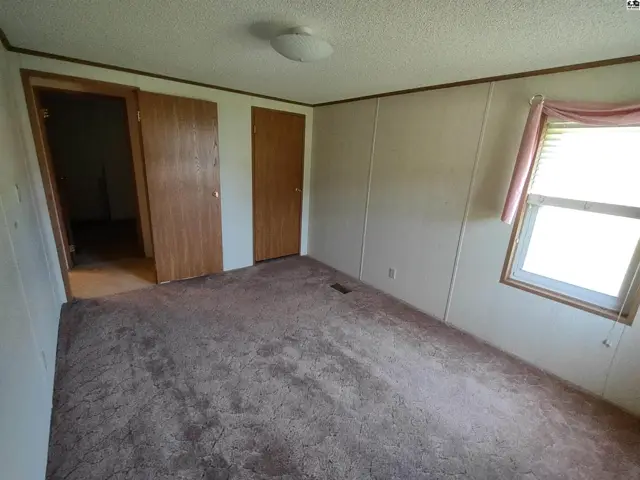 Photo of 403 N Main St, Iuka, KS