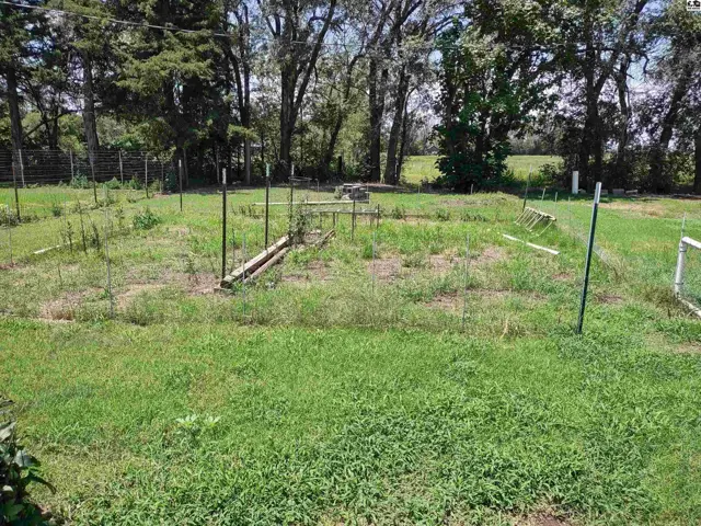Photo of 403 N Main St, Iuka, KS