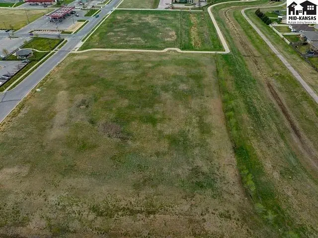 Photo of 0000 Plaza East Dr, Hutchinson, KS
