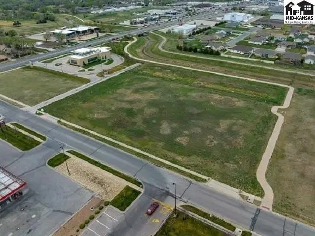 Photo of 0000 Plaza East Dr, Hutchinson, KS