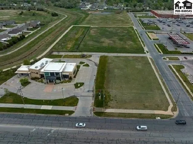 Photo of 0000 Plaza East Dr, Hutchinson, KS