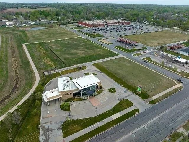 Photo of 0000 Plaza East Dr, Hutchinson, KS