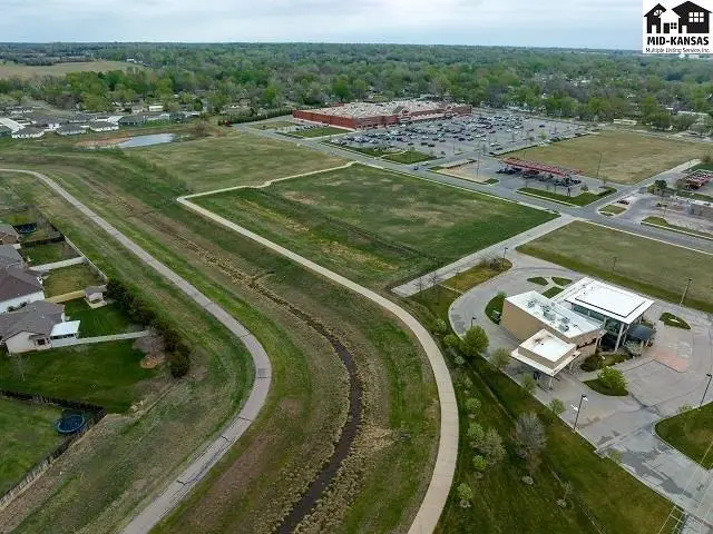 Photo of 0000 Plaza East Dr, Hutchinson, KS