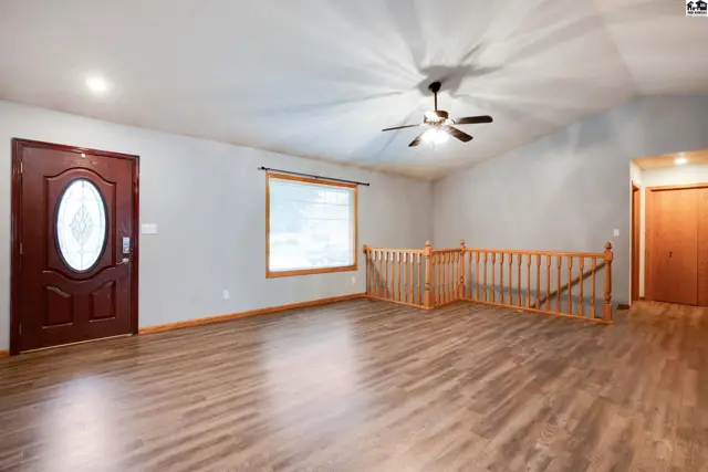 Photo of 611 E 41st Ave, Hutchinson, KS