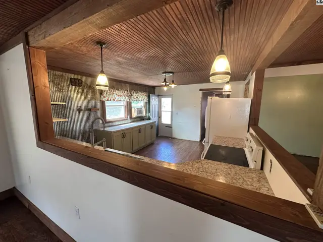 Photo of 323 S Oak St, Medicine Lodge, KS