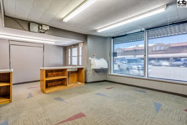 Photo of 214 S Main St, McPherson, KS