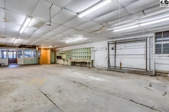 Photo of 214 S Main St, McPherson, KS