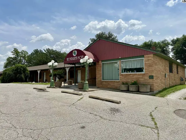 Photo of 20001 W US Highway 54, Pratt, KS