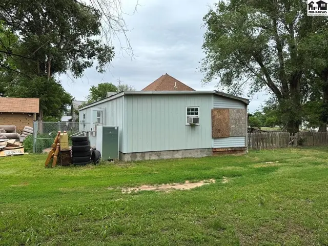 Photo of 505 S Main St, Lewis, KS