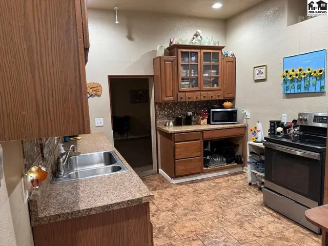 Photo of 505 S Main St, Lewis, KS