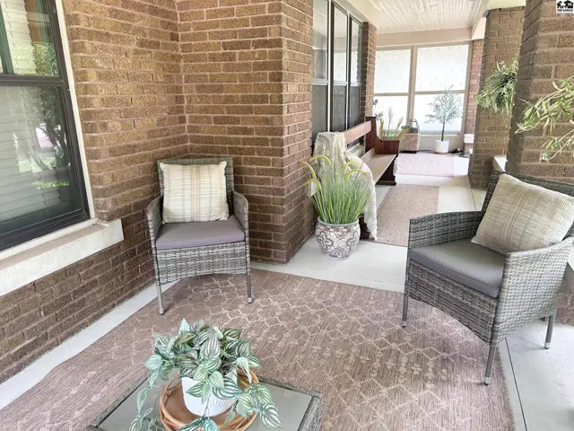 Photo of 323 N Main St, Pratt, KS