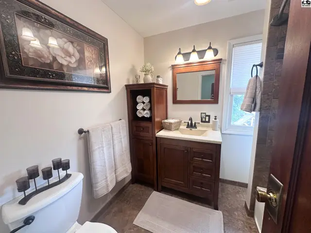 Photo of 323 N Main St, Pratt, KS