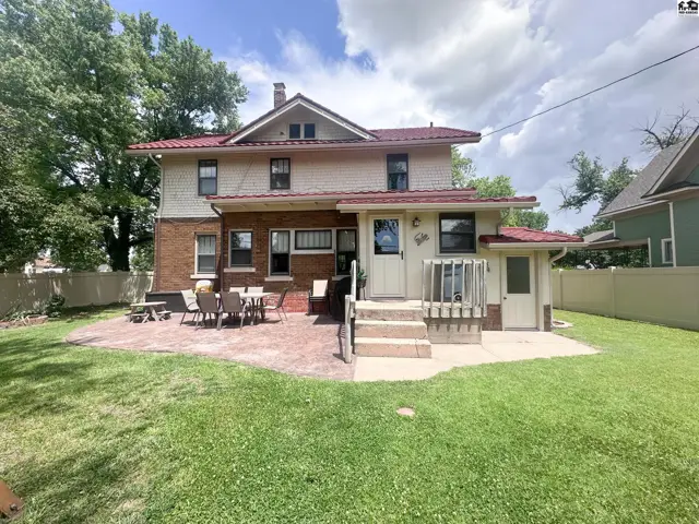 Photo of 323 N Main St, Pratt, KS