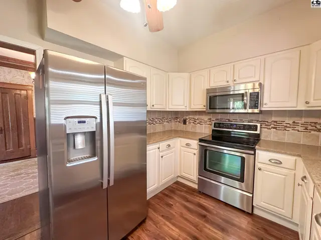 Photo of 323 N Main St, Pratt, KS