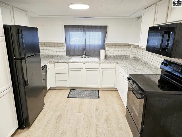 Photo of 540 S Main St, Galva, KS