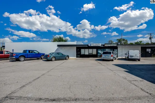 Photo of 510 E 17th Ave, Hutchinson, KS