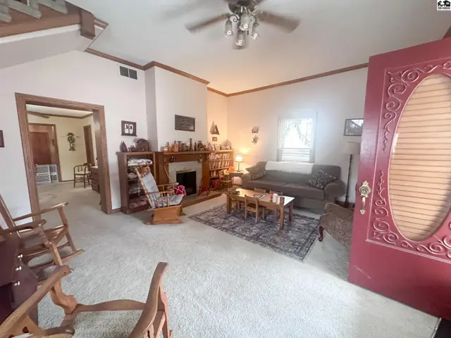 Photo of 300 N Main St, Pratt, KS