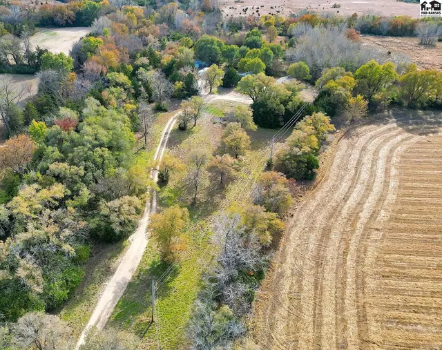 Photo of 5517 E 17th Ave, Hutchinson, KS
