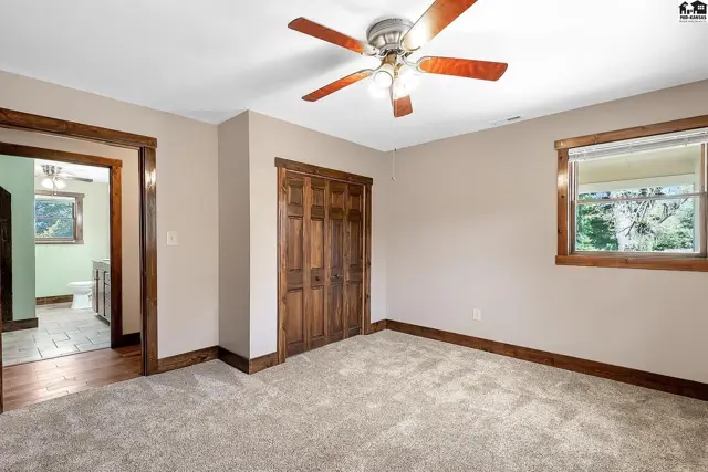 Photo of 5517 E 17th Ave, Hutchinson, KS