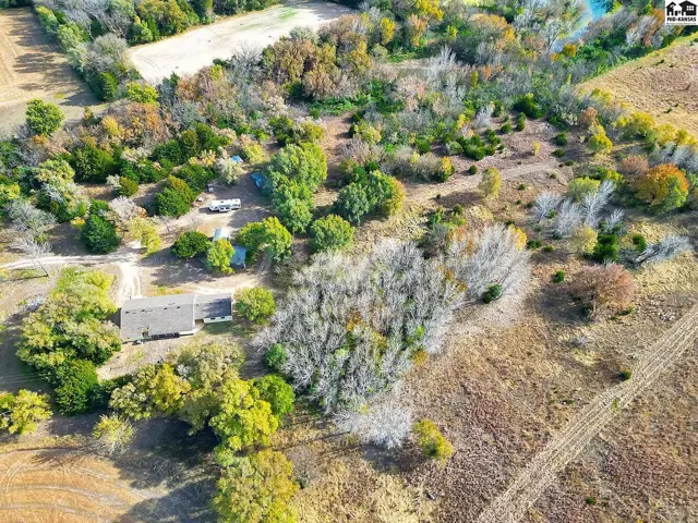 Photo of 5517 E 17th Ave, Hutchinson, KS