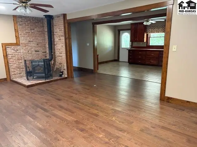 Photo of 5517 E 17th Ave, Hutchinson, KS