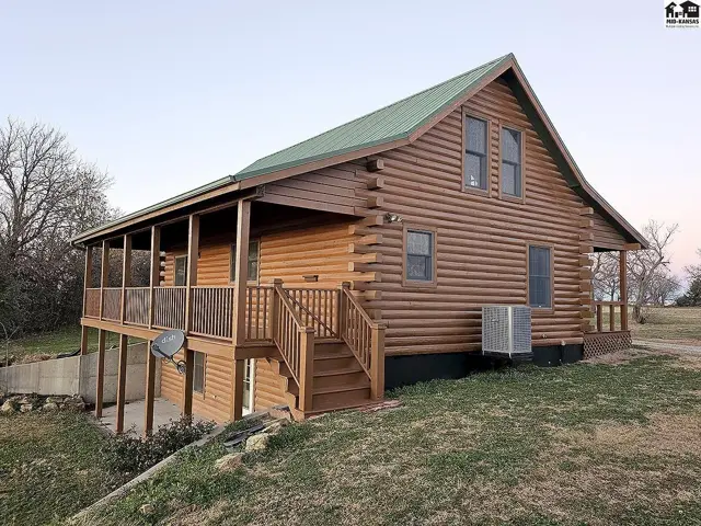 Photo of 2129 Pawnee Rd, Galva, KS