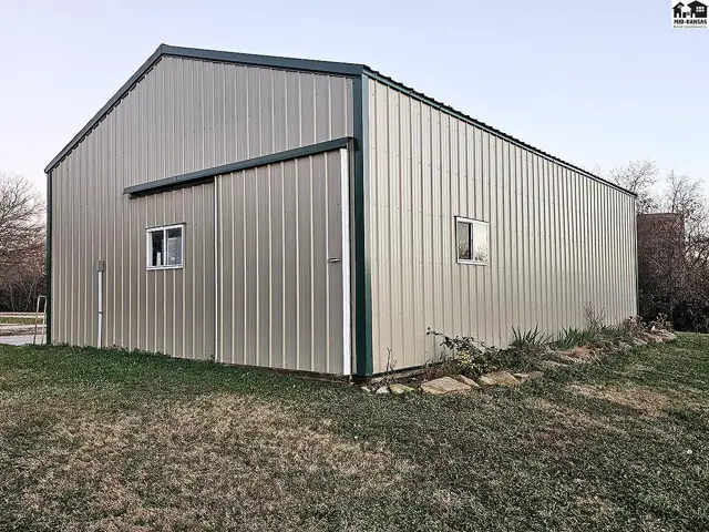 Photo of 2129 Pawnee Rd, Galva, KS