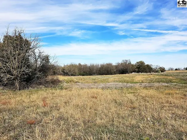 Photo of 2129 Pawnee Rd, Galva, KS