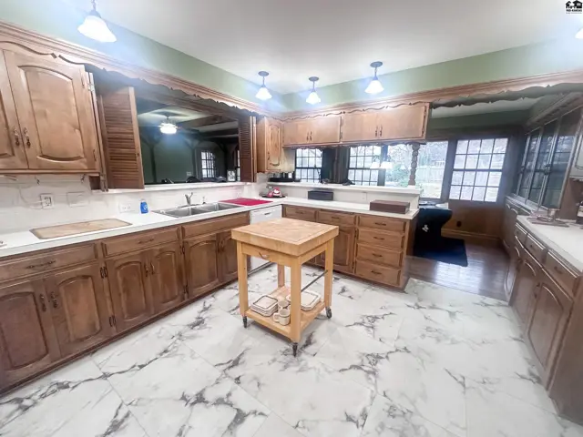Photo of 543 Terrace Dr, Pratt, KS