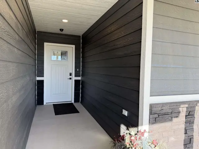 Photo of 1221 Genesis Dr, McPherson, KS