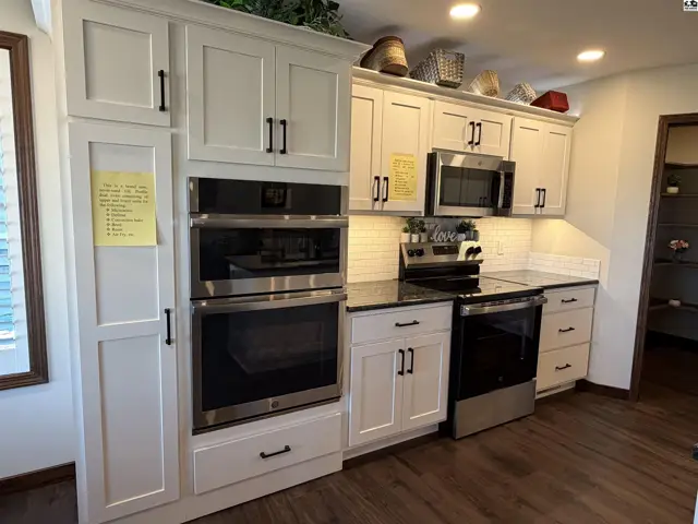 Photo of 1221 Genesis Dr, McPherson, KS