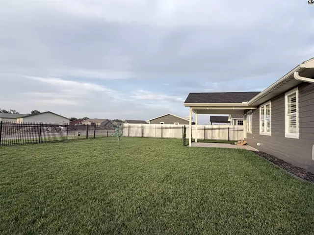 Photo of 1221 Genesis Dr, McPherson, KS