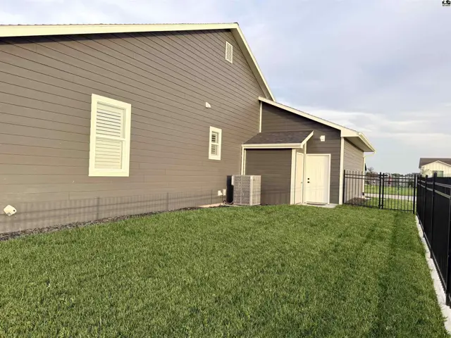 Photo of 1221 Genesis Dr, McPherson, KS