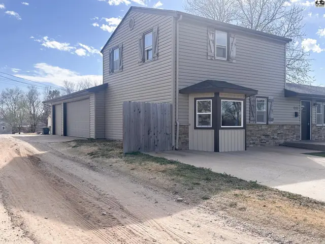 Photo of 605 Green St, Pratt, KS