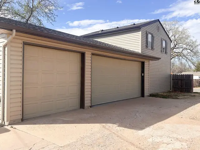 Photo of 605 Green St, Pratt, KS
