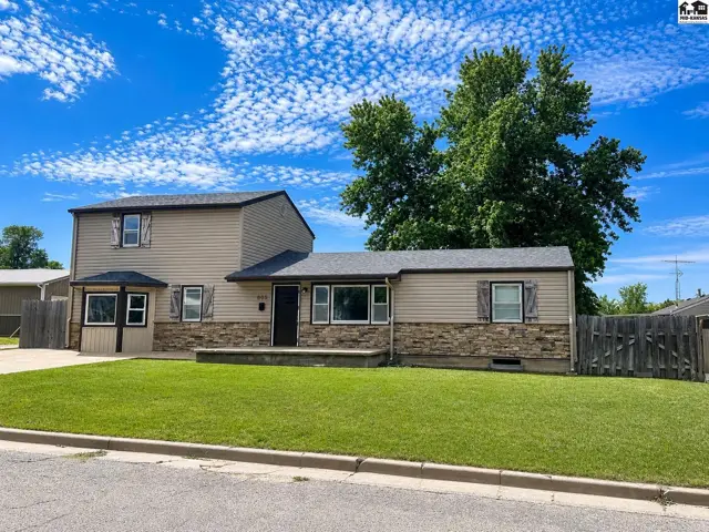 Photo of 605 Green St, Pratt, KS