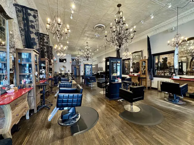 Photo of 16 S Main St, Hutchinson, KS