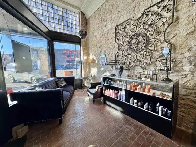 Photo of 16 S Main St, Hutchinson, KS