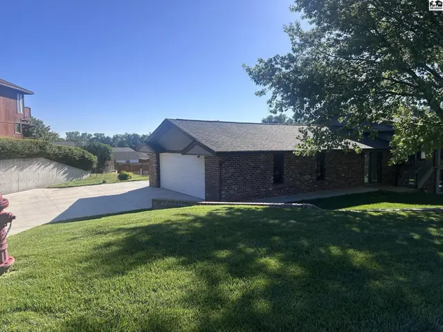 Photo of 414 Saratoga Ct, Pratt, KS
