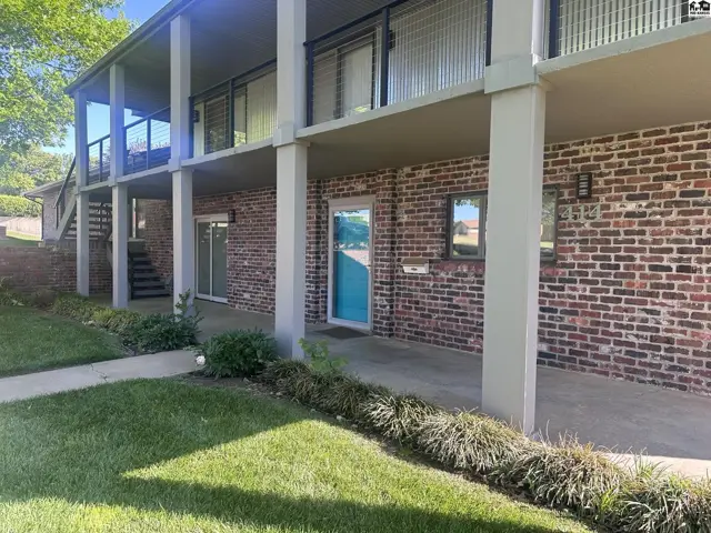 Photo of 414 Saratoga Ct, Pratt, KS