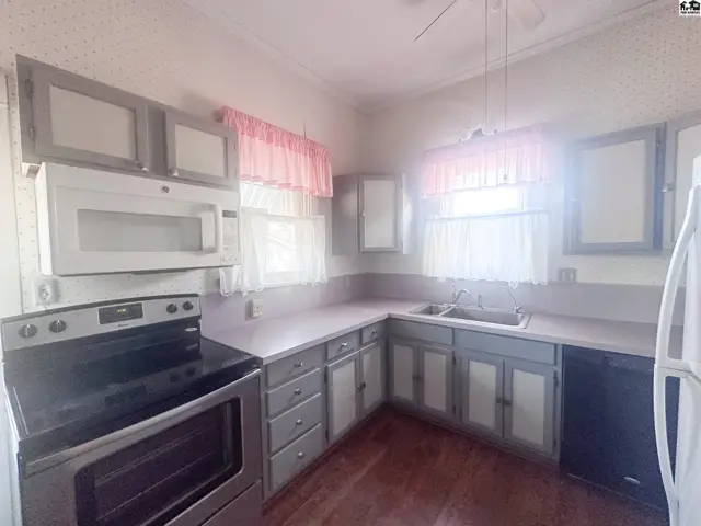 Photo of 203 N Main St, Pratt, KS
