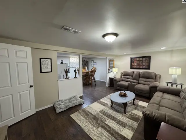 Photo of 1018 W 3rd St, Pratt, KS