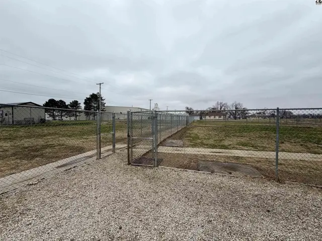 Photo of 911 W 1st  St, McPherson, KS