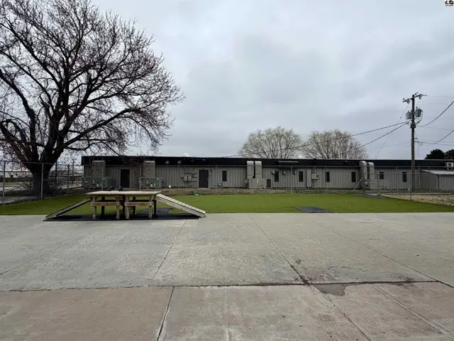 Photo of 911 W 1st  St, McPherson, KS
