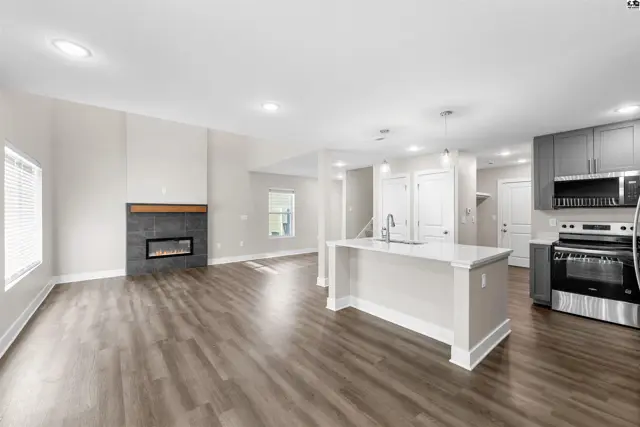 Photo of 2722 Amelia Ln, Salina, KS