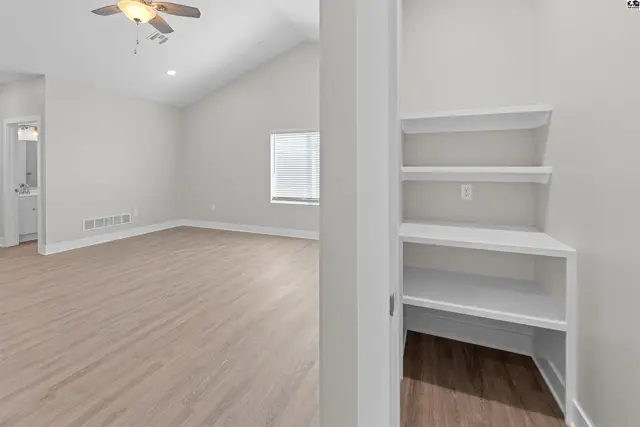 Photo of 2743 Amelia Ln, Salina, KS