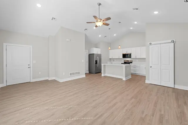 Photo of 2743 Amelia Ln, Salina, KS