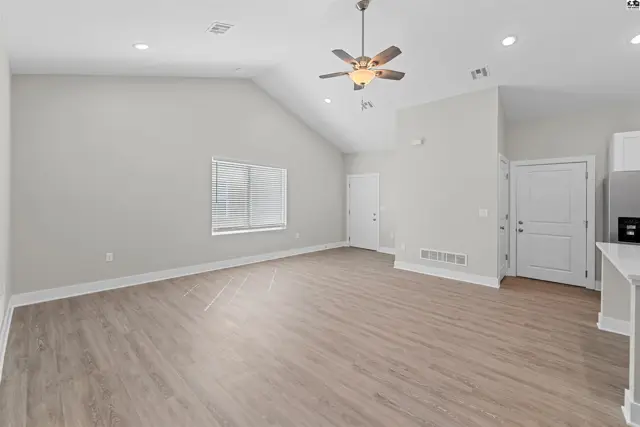 Photo of 2743 Amelia Ln, Salina, KS