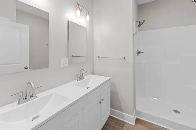 Photo of 2743 Amelia Ln, Salina, KS