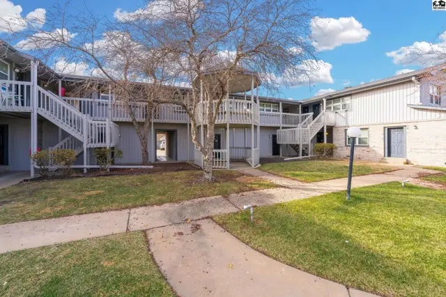 Photo of 1705 E 24th Ave, Hutchinson, KS